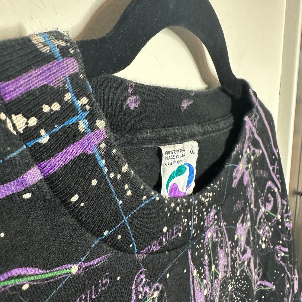 Liquid Blue Vintage 1993 Constellations Print Zodiac Graphic Tee Size XL Space - Picture 4 of 14